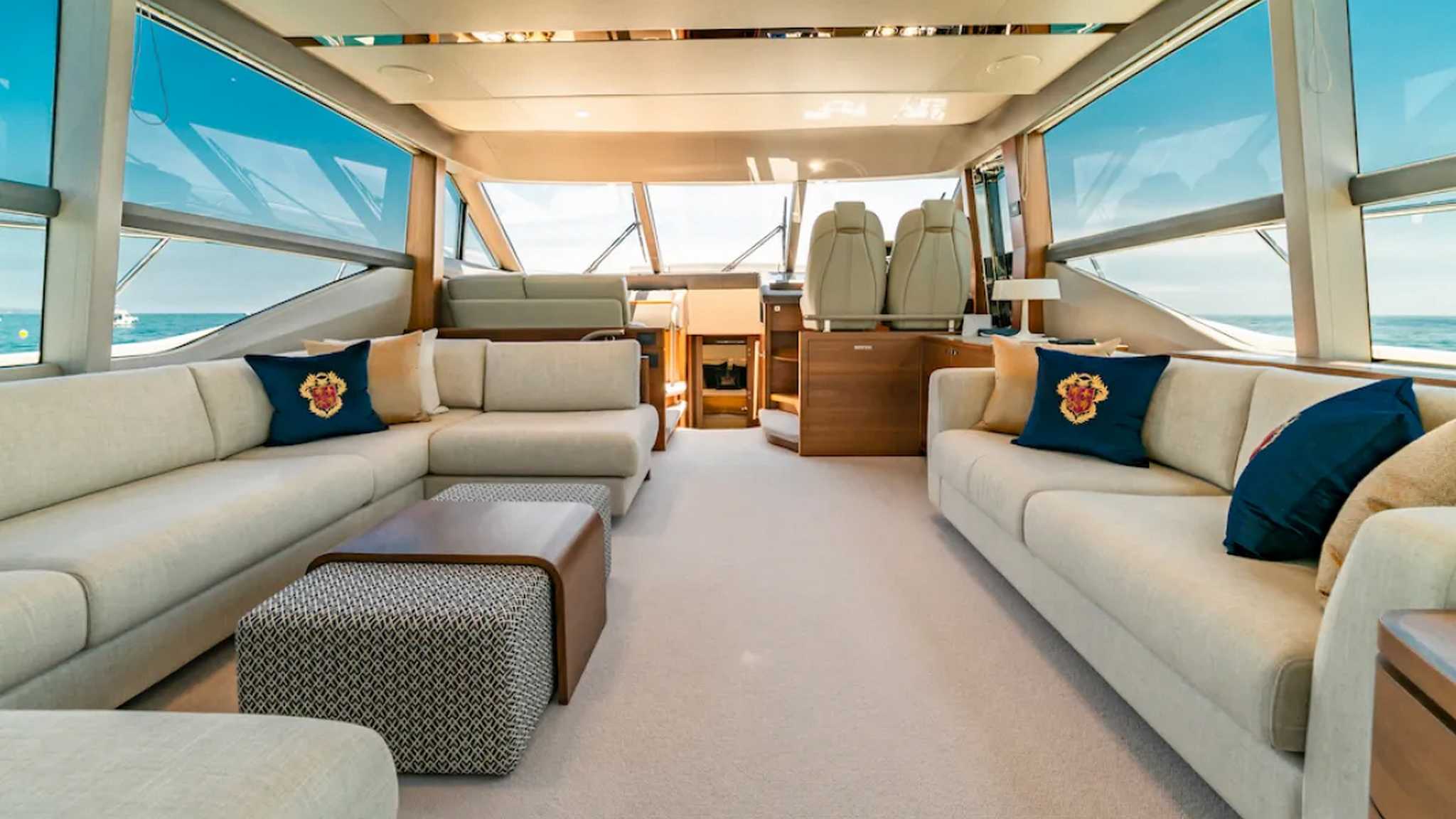for-rent-yacht-princess-70-in-puerto-banus-marbella-0008